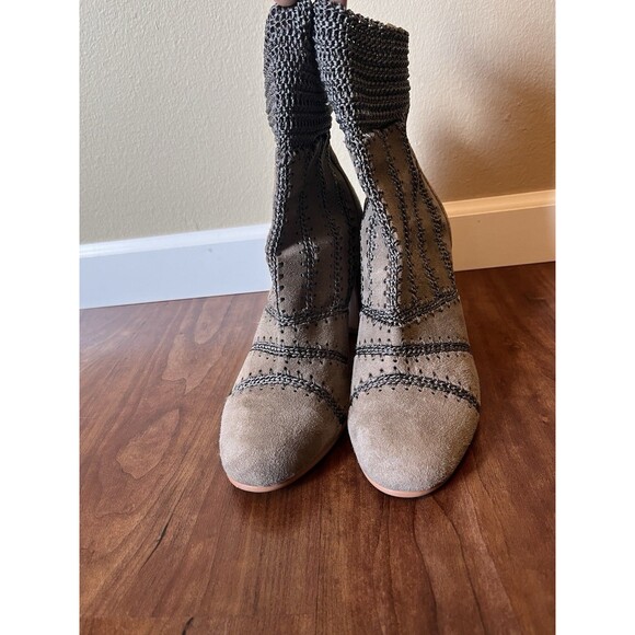 Anthropologie Silent D Boots Washer Suede Heeled •38 / US 7.5-8• Gray Crochet - Picture 3 of 10